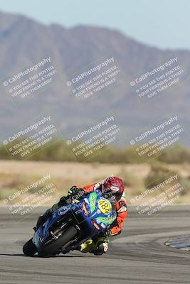 media/Oct-04-2025-CVMA (Sat) [[408bcdd6e4]]/Race 14-500-400-350 Supersport/